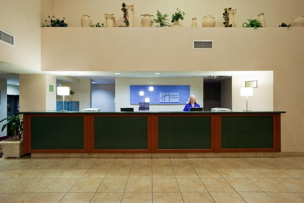Holiday Inn Express & Suites Tracy By Ihg Luaran gambar