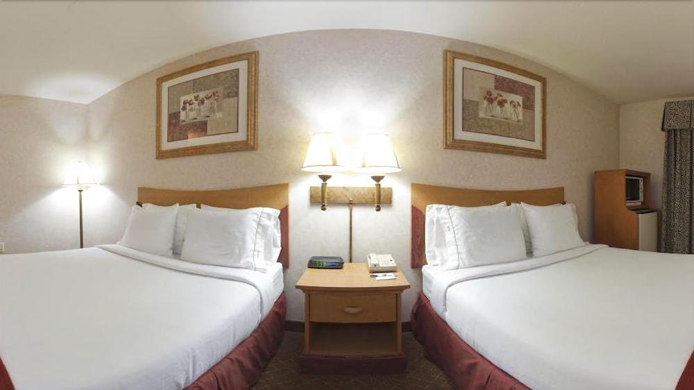 Holiday Inn Express & Suites Tracy By Ihg Luaran gambar