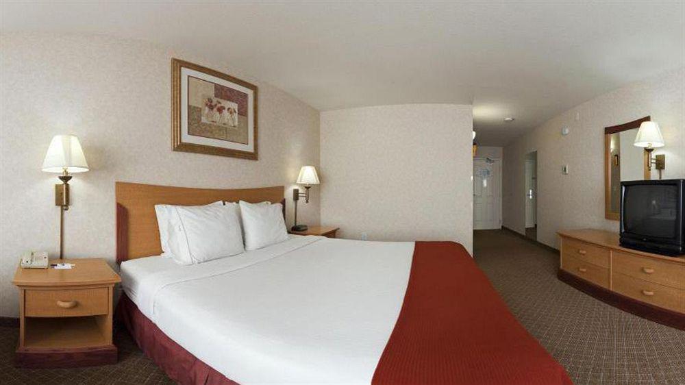 Holiday Inn Express & Suites Tracy By Ihg Luaran gambar