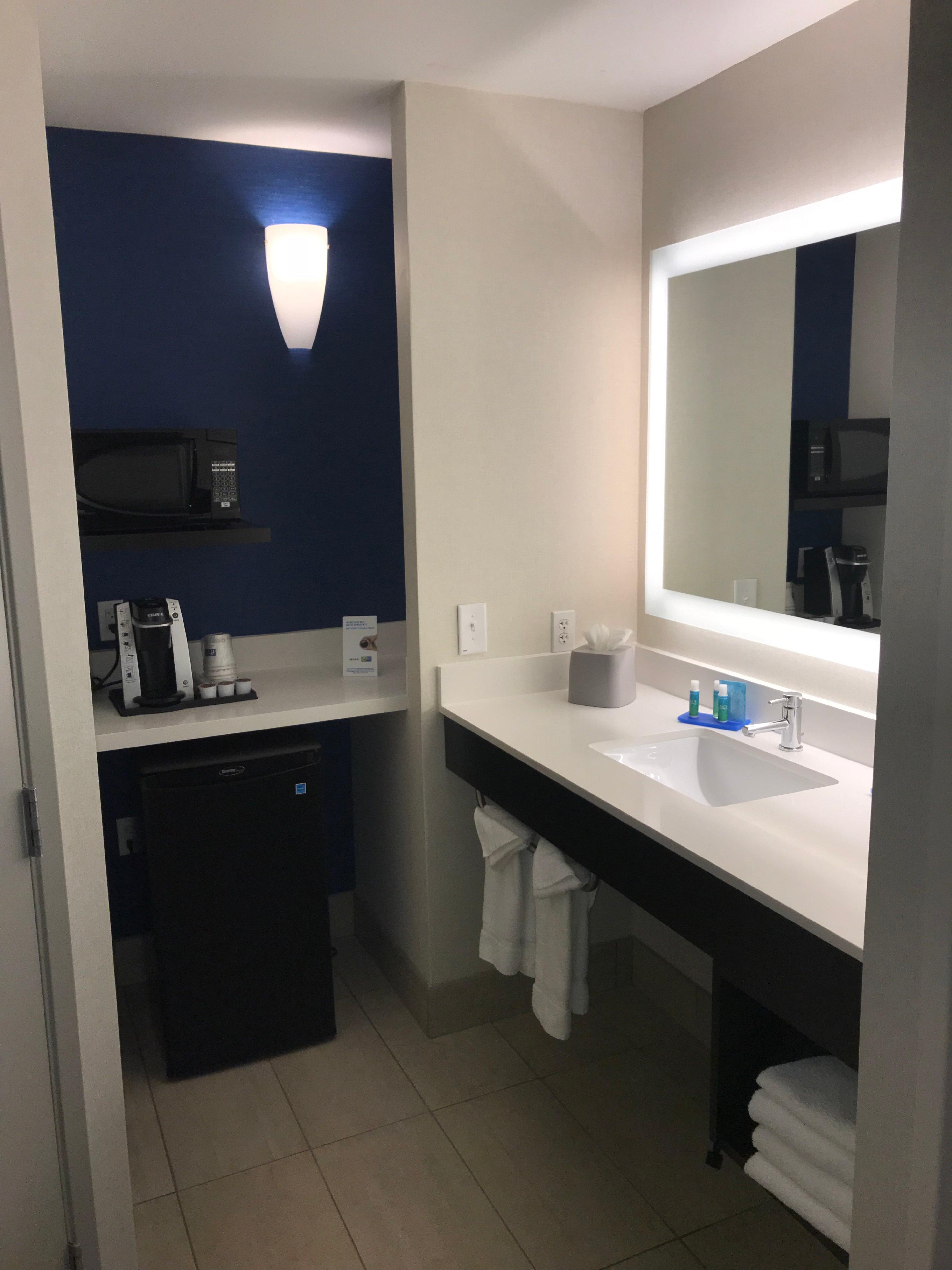 Holiday Inn Express & Suites Tracy By Ihg Luaran gambar