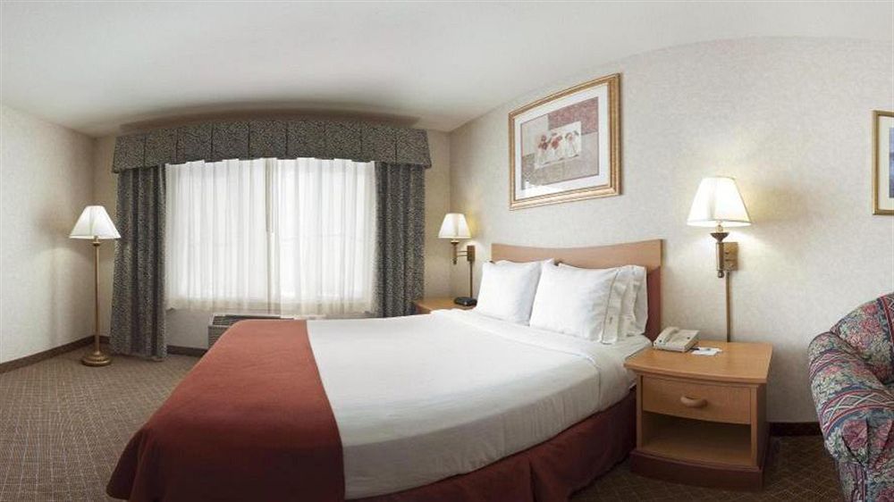 Holiday Inn Express & Suites Tracy By Ihg Luaran gambar